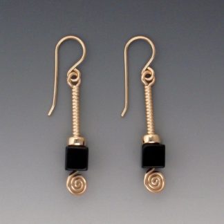Black Onyx Gold Earrings, erg-423