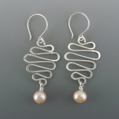 Pink Pearl Waves Earrings, ers-352
