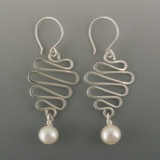 White Pearl Waves Earrings, ers-352