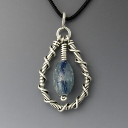 Kyanite Pendant, pds-463